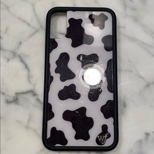 iPhone 10 wildflower case (cow)